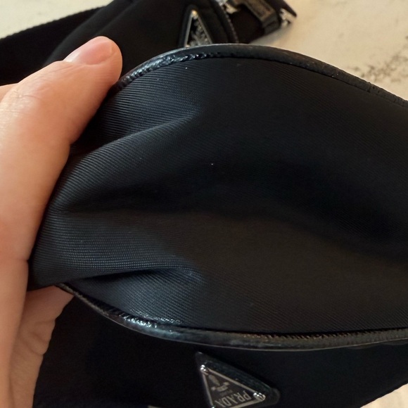 Prada Re-Edition 2005 Re Nylon Bag - Picture 9 of 13